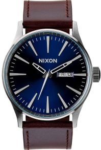 Flot herreur med super lækker mørkebrun læderrem - Nixon Sentry Leather Blue/Brown A105-1524